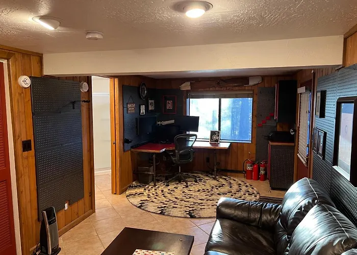 Enchanted Pines Retreat 2br 2ba Vacation Haven In Forested Flagstaff Holiday home