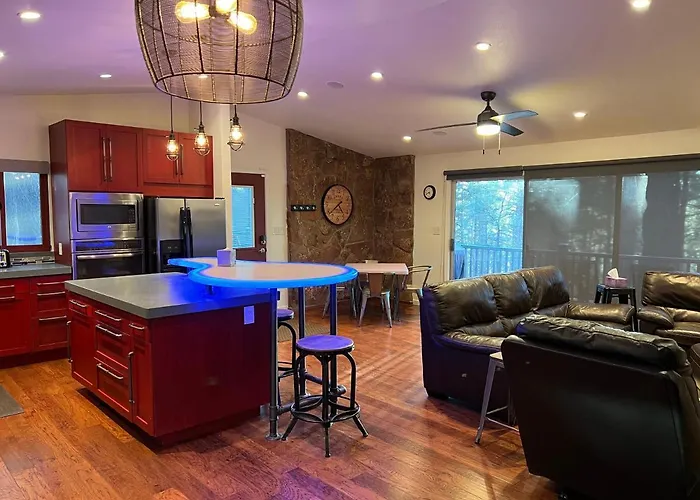 Enchanted Pines Retreat 2br 2ba Vacation Haven In Forested Flagstaff