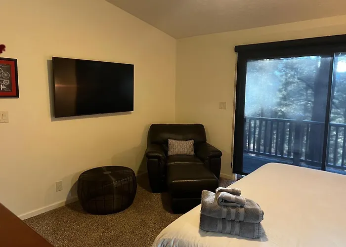 Enchanted Pines Retreat 2br 2ba Vacation Haven In Forested Flagstaff * Mountainaire